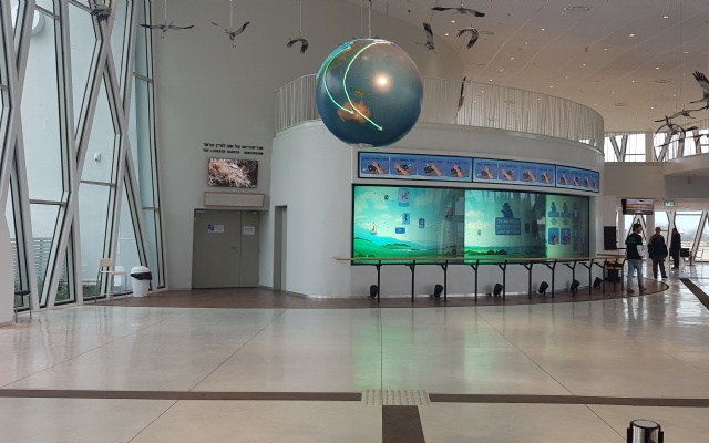 Migration Globe at the Stephen Harper Visitor and Education Centre - Hula Valley | Environment