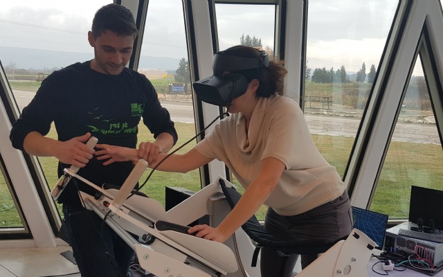 Virtual Reality Station at the Stephen Harper Visitor and Education Centre at the Hula Valley | Education